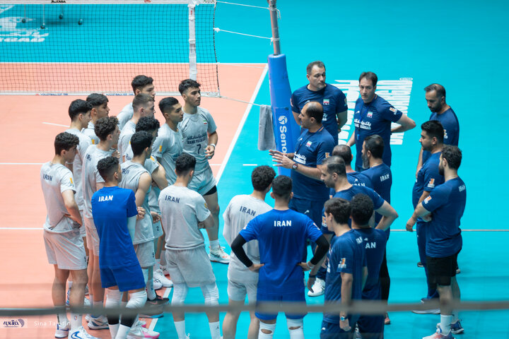 والیبال زیر 17 سال