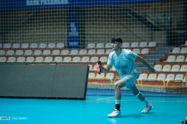 والیبال زیر 17 سال
