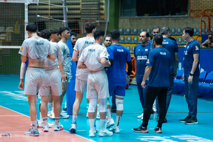 والیبال زیر 17 سال