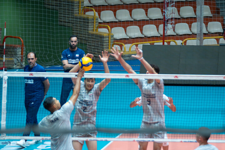 والیبال زیر 17 سال
