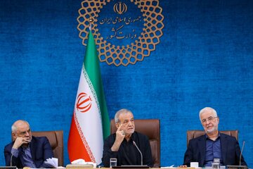 پخش بخش‌هایی از نشست پزشکیان با فعالان سیاسی از امشب + جزئیات