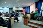 حمید رحمانیان: تئاتر سایه برای من ترکیب یک سیستم سنتی با فناوری‌های معاصر است