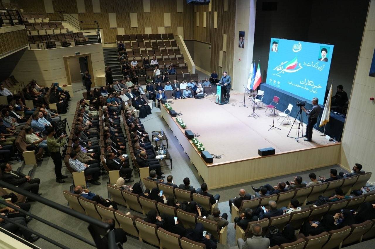 مراسم بزرگداشت روز خبرنگار در آذربایجان‌غربی برگزار شد
