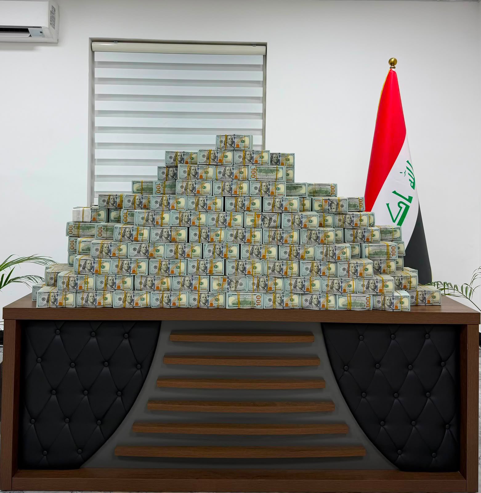 هنوز از خانه مسئولان پول نقد و شمش طلا بیرون کشیده میشود + عکس / شکار بزرگ بغداد در اقلیم؛ توقیف ۲۰ میلیون دلار پول نقد، ۶۰ کیلو طلا و خودروهای لوکس