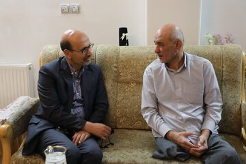 خانواده‌های ایثارگران، پرچم‌داران عزت و ایستادگی ایران اسلامی هستند