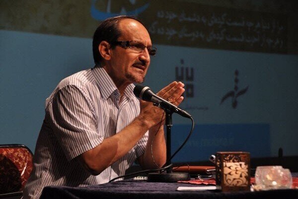 آیا فهم دین در انحصار روحانیون است؟ / مهدوی: روحانی ها مسئله را وارونه کردند و گفتند شما نمی‌فهمید/ قرآن برای مردم کوچه و بازار آمده نه برای علما...