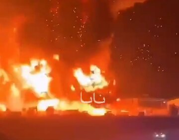 آتش سوزی گسترده در مخزن سوخت در سلیمانیه عراق در پی انفجارهای شدید آتش سوزی گسترده در مخزن سوخت در سلیمانیه عراق در پی انفجارهای شدید