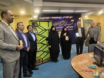 رونمایی از لوح فشرده صهیونیسم در اندیشه امام موسی صدر رونمایی از لوح فشرده صهیونیسم در اندیشه امام موسی صدر