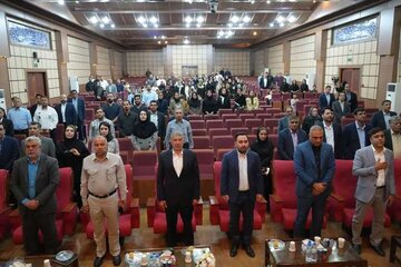 دومین گردهمایی سالیانه حکیم مس/ از ۱۰۲ هزار ویزیت تا چشمانداز ۱۰ ساله دومین گردهمایی سالیانه حکیم مس/ از ۱۰۲ هزار ویزیت تا چشمانداز ۱۰ ساله