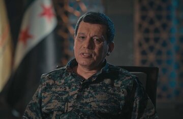 کردهای سوریه نفت را هم واگذار کردند / مظلوم عبدی با ترسیم آینده «قسد»: تأسیسات نفتی رسما تحویل دولت سوریه شد کردهای سوریه نفت را هم واگذار کردند / مظلوم عبدی با ترسیم آینده «قسد»: تأسیسات نفتی رسما تحویل دولت سوریه شد