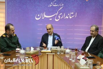 استاندار در دیدار با فرمانده سپاه قدس گیلان:هفته دولت فرصتی برای تبیین خدمات دولت در مسیر حل مسائل مردم است استاندار در دیدار با فرمانده سپاه قدس گیلان:هفته دولت فرصتی برای تبیین خدمات دولت در مسیر حل مسائل مردم است