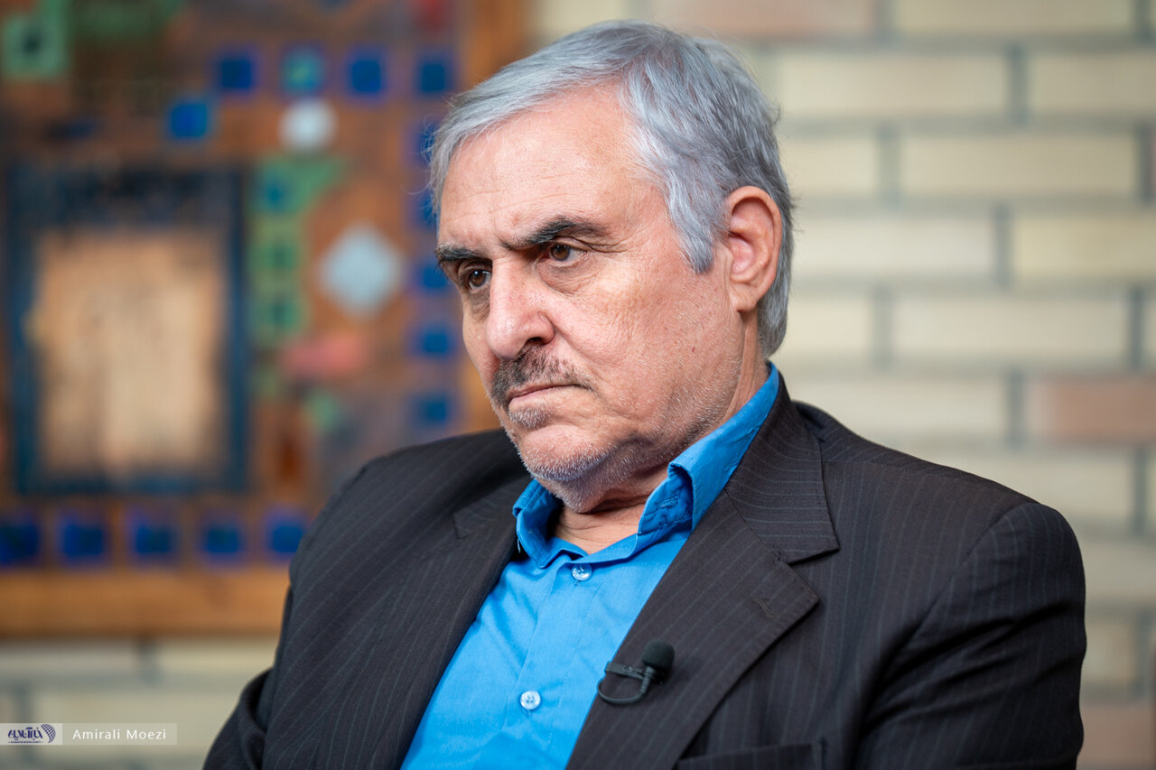 صلح شرافتمندانه ممکن است؟ / سبحانی: صلح هم مانند جنگ شجاعت می‌خواهد/ مخالفان صلح و گفت‌وگو طرحی برای اداره کشور ندارند / لاریجانی برای صلح تلاش می‌کرد