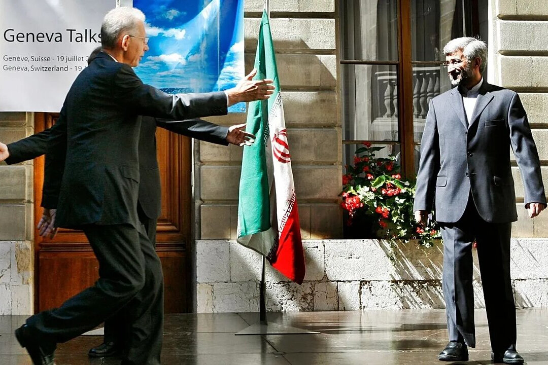 جلیلی با این سخنرانی کشورهای ۱+۵ را عصبانی کرد و باعث شد تحریم‌های جدید علیه ایران وضع شود! / موسویان: به آینهورن گفتم طرح شما مزخرف است