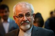 کاظم سجادپور در رونمایی از کتاب ایران و آمریکا، تعامل یا تقابل در خبرآنلاین: حسین موسویان فقط یک پژوهشگر نیست، یک کنشگر است