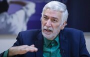 عباس ملکی در رونمایی از کتاب ایران و آمریکا، تعامل یا تقابل: جریان تعامل میان دو کشور هم در کنار فشار حداکثری وجود دارد
