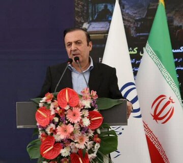 استاندار.jpg