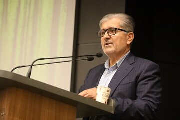 نصیری.jpg