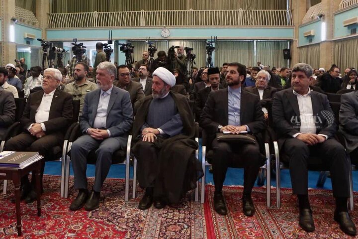 جایزه سال دیپلماسی فرهنگی و عمومی جمهوری اسلامی ایرانبا حضور عارف
