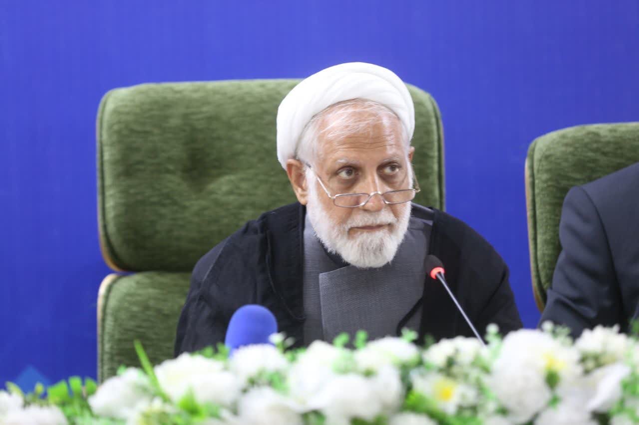 بازنگری و ساماندهی چاه‌های غیرمجاز و تأمین همزمان آب مورد نیاز کشاورزان و روستاییان