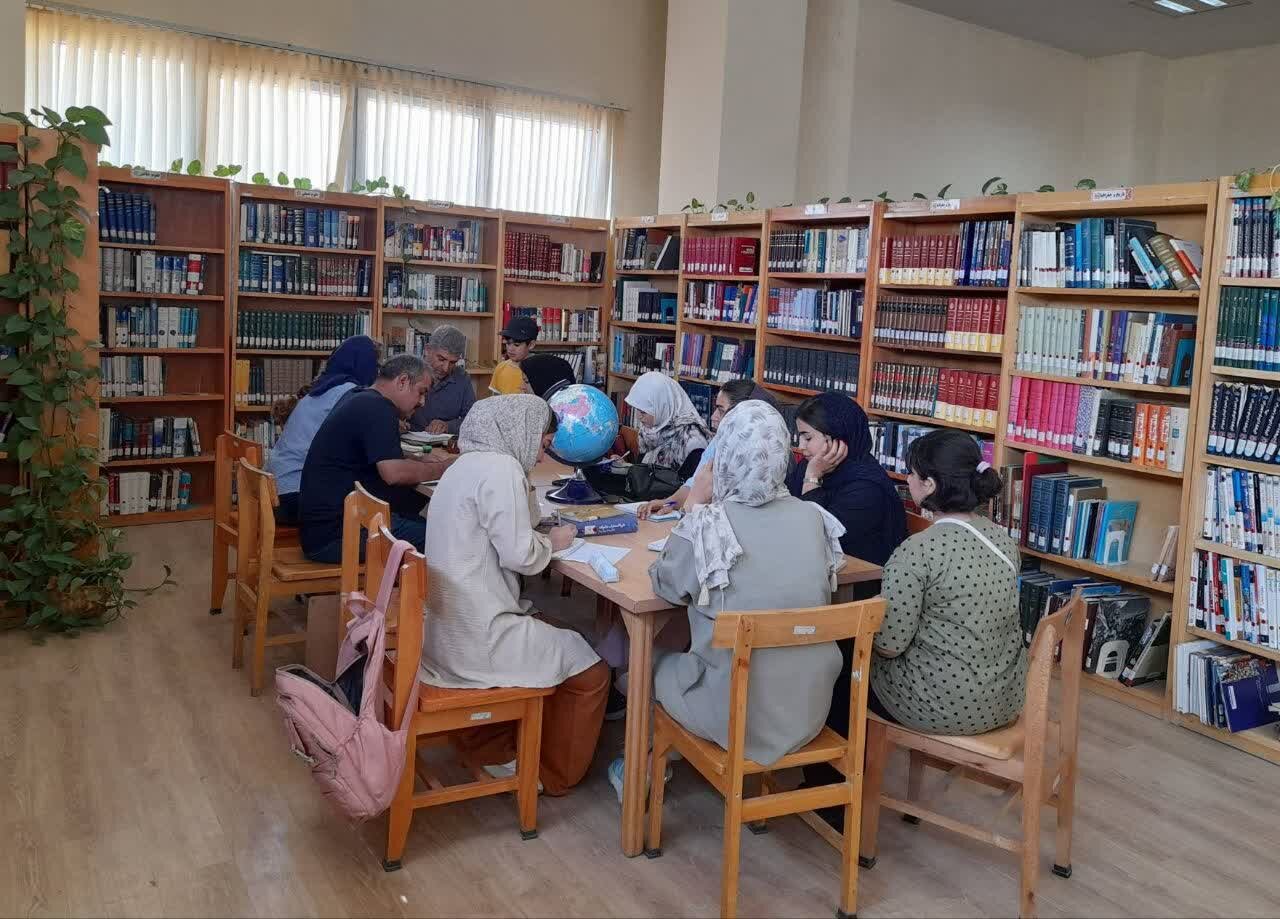 کتابخانه‌های کرمانشاه دیگر فقط جای کتاب خواندن نیستند