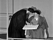 امام در حکم تنفیذ آیت‌الله خامنه‌ای، چه واژه‌هایی برای نام بردن ایشان به کار گرفته‌اند؟+ متن کامل حکم