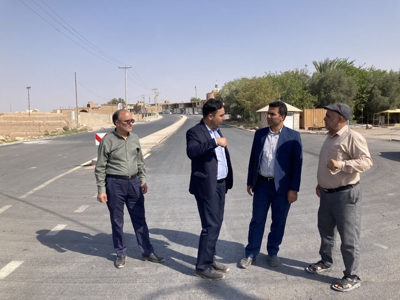 بازدید مدیرکل دفتر امور روستایی و شوراهای استانداری یزد از روستاهای بخش بفروئیه بازدید مدیرکل دفتر امور روستایی و شوراهای استانداری یزد از روستاهای بخش بفروئیه