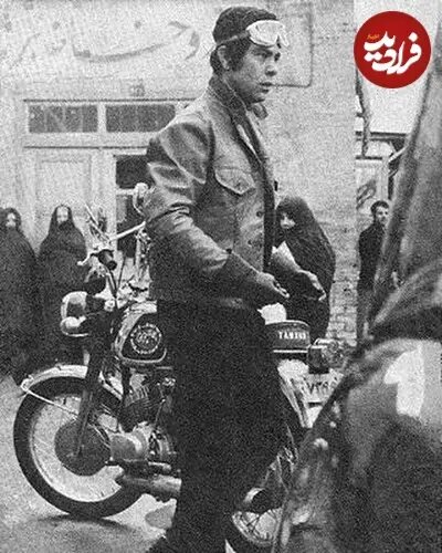 عکس/ «بهروز وثوقی» در ۳۳ سالگی و در نمایی از فیلم «رضا موتوری»؛ سال ۴۹