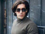 صادقیان: ترجیح می‌دهم برای یک نقش خوب صبر کنم/گاهی باید صبر کرد تا دوباره چراغ‌های صحنه روشن شوند!