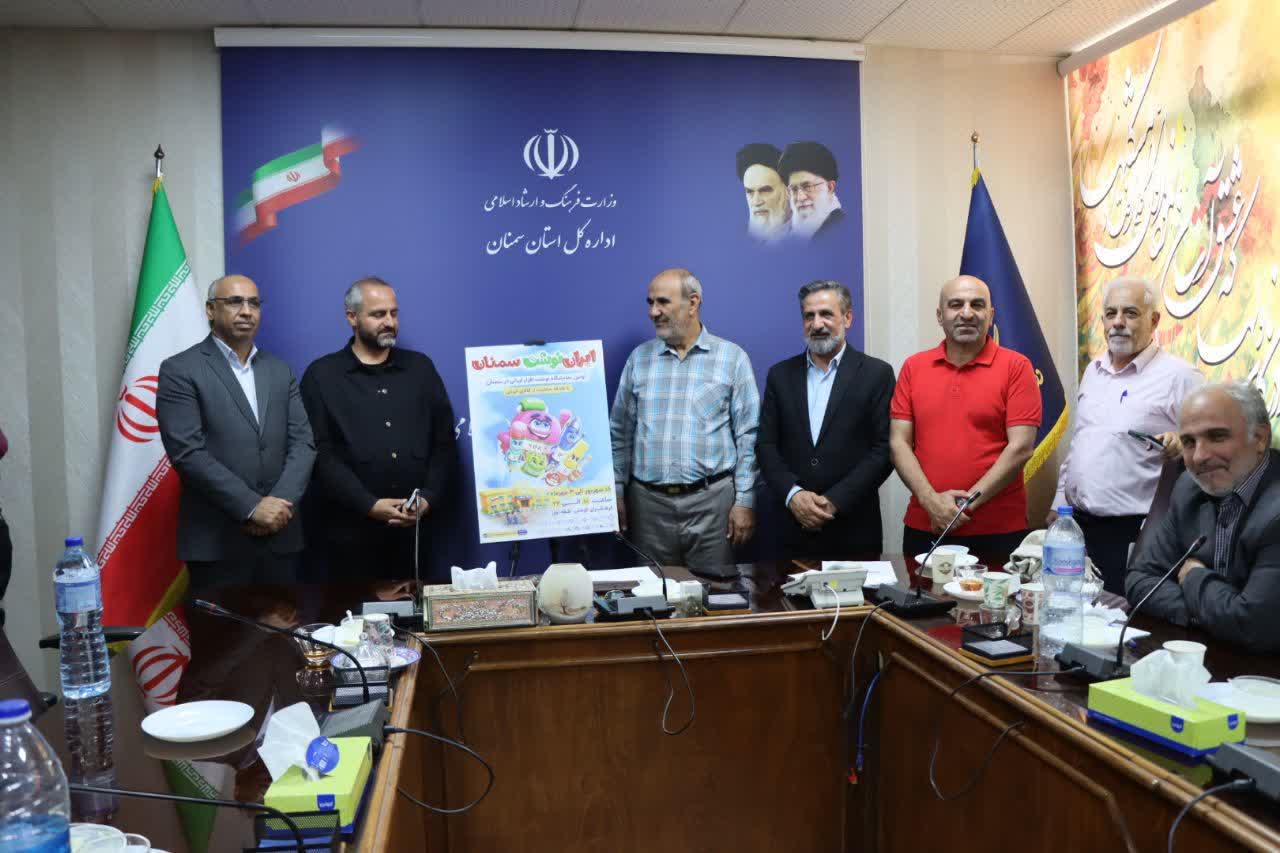 ایران‌نوشت در سمنان؛ نمایشگاهی برای خرید ارزان، حمایت از تولید ایرانی و بازگشت هویت به لوازم‌التحریر