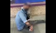 ببینید | دستگیری یک متکدی در بجنورد که خود را به معلولیت میزد