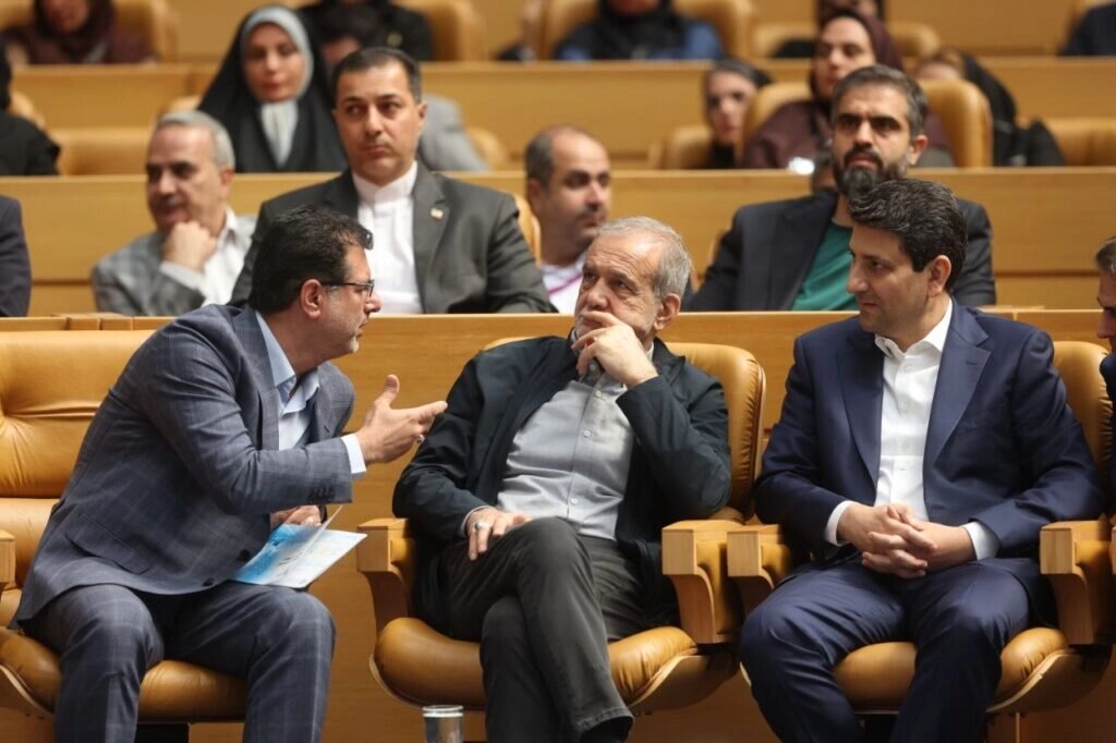 بازدید رئیس‌جمهوری از جدیدترین دستاوردها و راهکارهای ارتباطی ایرانسل