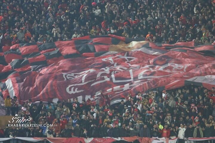 ببینید | سبک جالب پرچم تکان دادن هواداران پرسپولیس