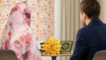 یک دلیل پنهان برای ترس از ازدواج؛ وقتی فرزند هیچوقت احساس نمیکند کافی است یک دلیل پنهان برای ترس از ازدواج؛ وقتی فرزند هیچوقت احساس نمیکند کافی است