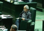 حسابی که هیچوقت تسویه نمی‌شود/ واکنش دو نماینده مجلس به اظهارات مجتبی زارعی درباره کودتا علیه دولت پزشکیان/ رفتار این افراد نوعی شبه‌کودتاست!