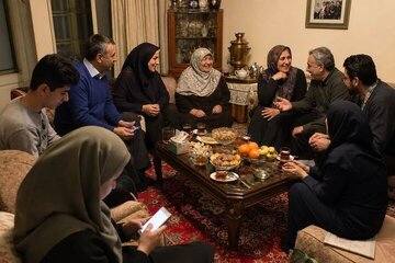 این عادت ساده، خاطرههای خانوادگی را میدزدد! این عادت ساده، خاطرههای خانوادگی را میدزدد!