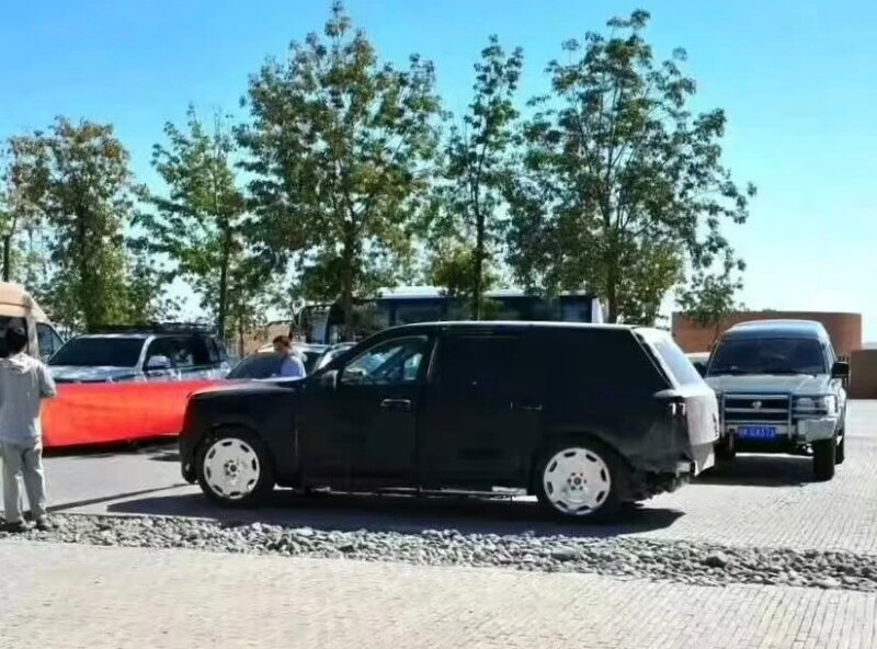 رقیب چینی رولزرویس توسط BYD عرضه می‌شود