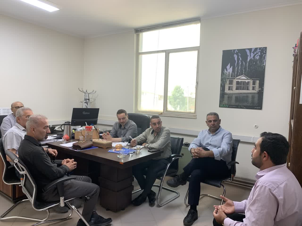آموزش هنر ساخت زیورآلات سنتی در سمنان و آغاز دوره آموزشی حصیربافی در روستای ابراهیمآباد میامی
