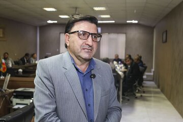 برگه سرشماری مجوز اقامت قانونی نیست/اتباع فاقد مجوز در استان فارس از خدمات عمومی محروم هستند