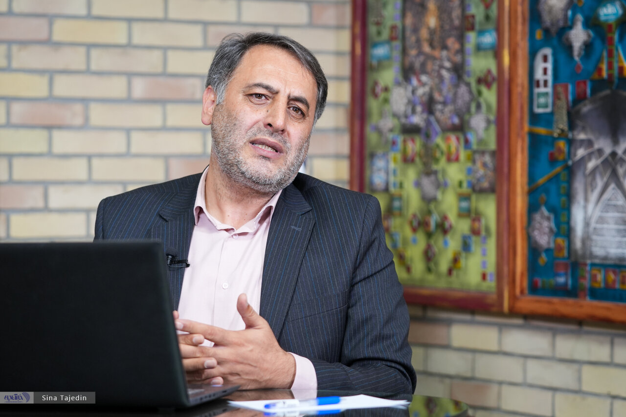 موتور پنهان جهش تورم در اقتصاد ایران / «نفت دیگر ملی نیست، حتی دولتی هم نیست» / ماشین اقتصاد ایران «چپ» کرده