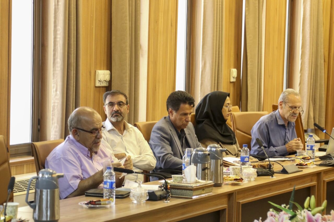 پژواکِ دردِ کوه در شهر راز؛آیا قانون سایه‌بانِ «کوهسار» می‌شود؟