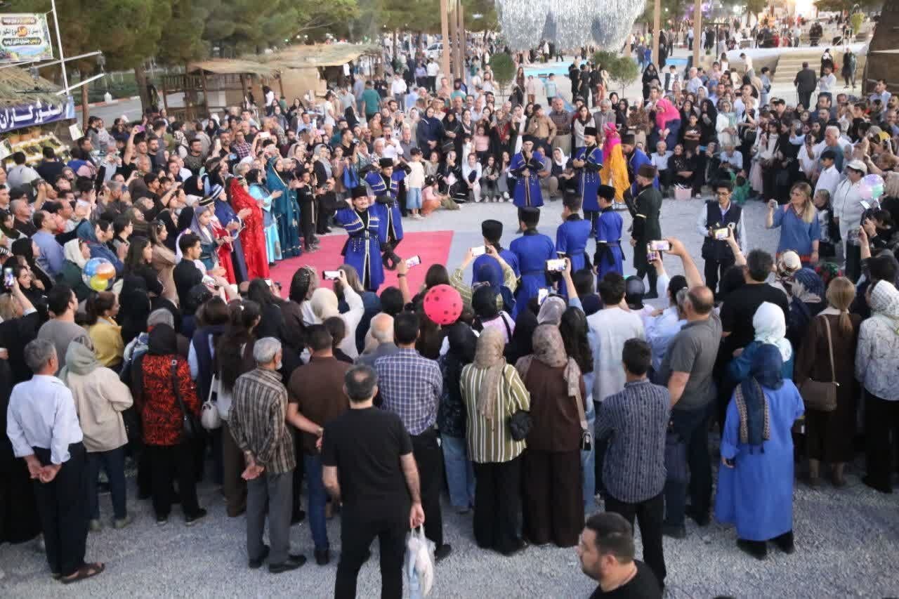 نهمین جشنواره انگور ارومیه
