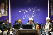 امام جمعه شیراز: از ابتدای مهرماه همه به کمک آموزش و پرورش بیایند
