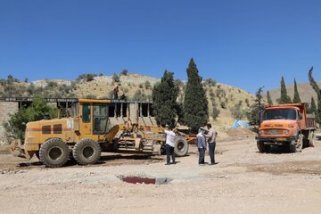 تحویل خط برق ۲۰کیلوولت بام سبز شیراز انجام شد/ساخت پیست دوچرخه‌سواری و مسیرهای پیاده‌روی در باغ زندگی