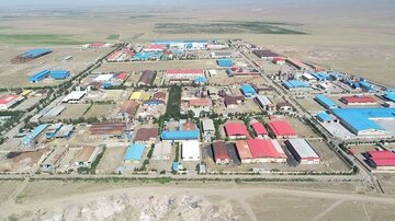 آغاز واگذاری اراضی ناحیه صنعتی به سرمایهگذاران خفر فارس