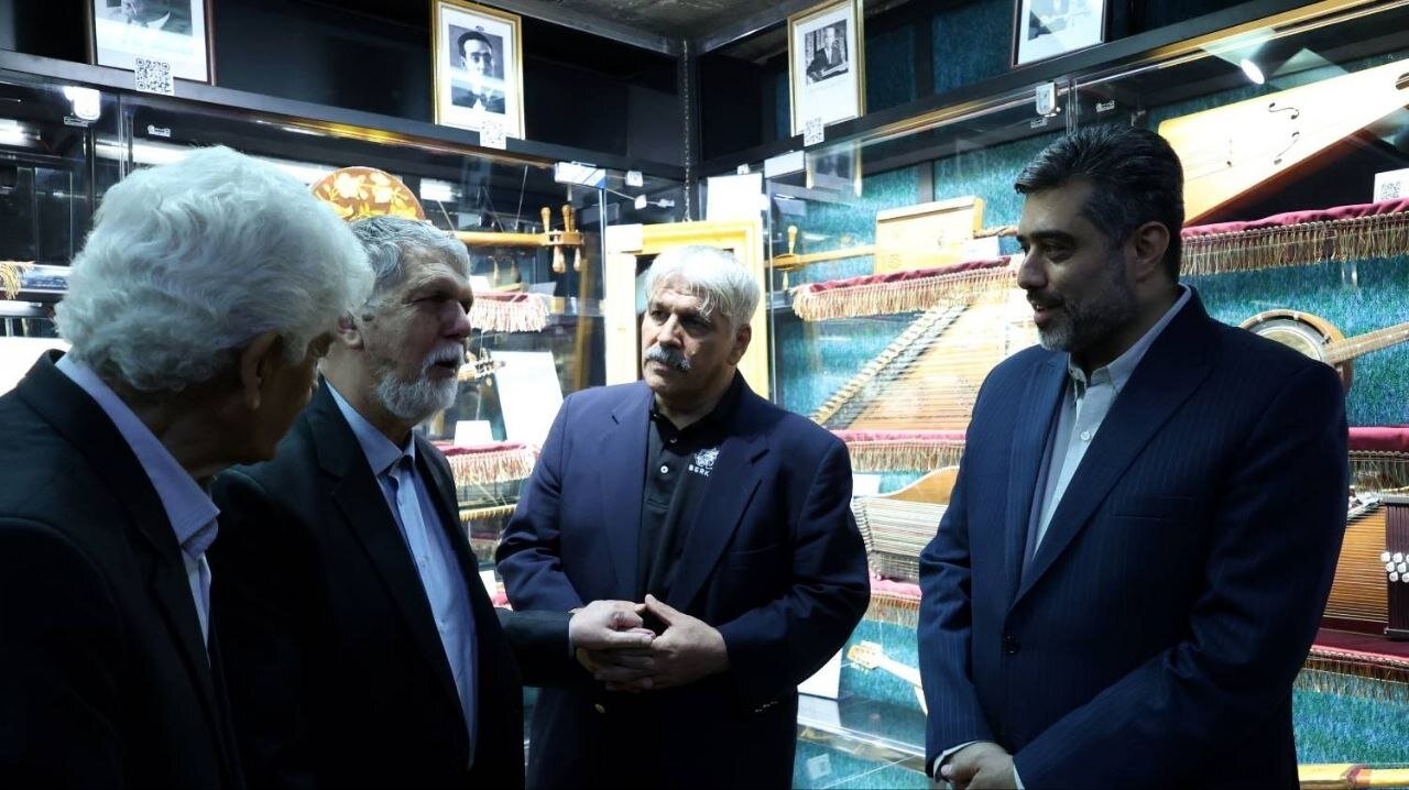 ۲۲۰ ساز و شیء تاریخی در موزه صدا و موسیقی برج آزادی