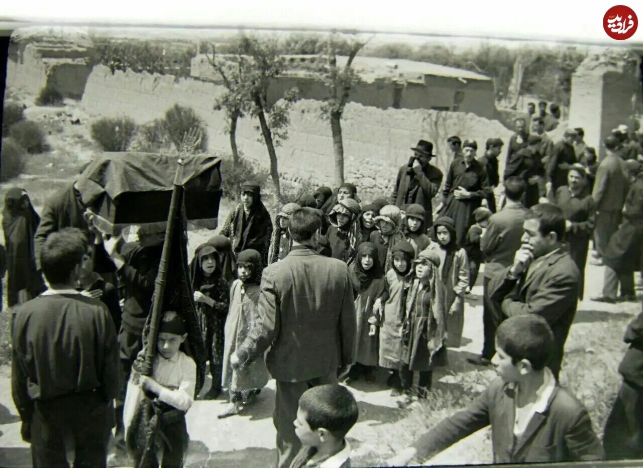 دسته عزاداری اردبیلی‌ها در شمیران سال ۱۳۴۰ / عکس