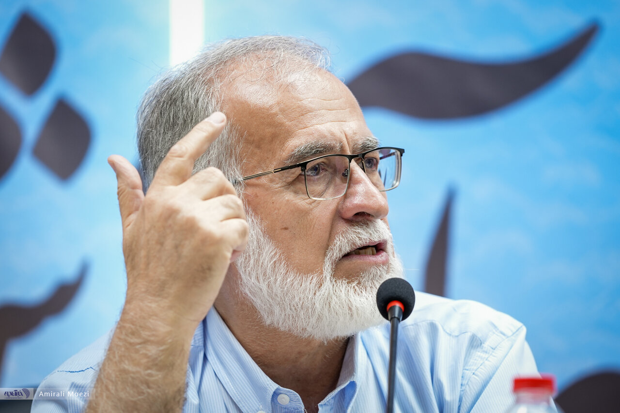 زیدآبادی: آن‌ها که سقوط نظام را می‌خواهند حاضرند هر بلایی سر کشور بیاید / معزی: رسانه‌ها در ماجرای هواپیمای اوکراینی از ترس خودسانسوری کردند