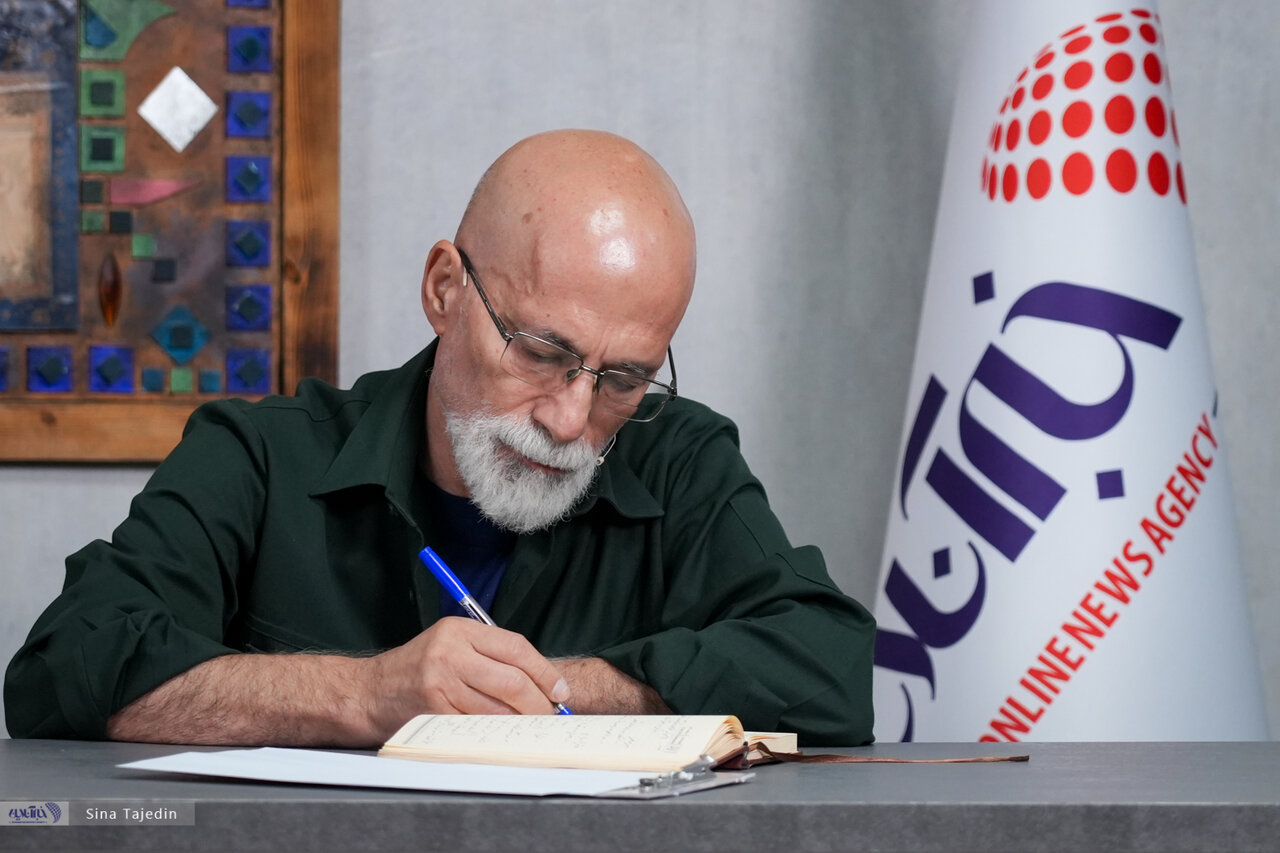 درودیان: اسرائیلیها مک فارلین را درز دادند/ کرمی: پرونده غرامت ایران همچنان باز است/ سهند ایرانمهر: پذیرش قطعنامه ۵۹۸ محصول انباشت بحرانها بود