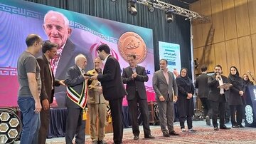 تجلیل-11.jpg