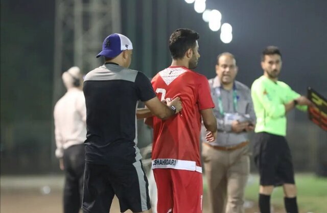ببینید | سرقت در لیگ یک؛ وسایل شخصی و پول داوران را دزد برد!